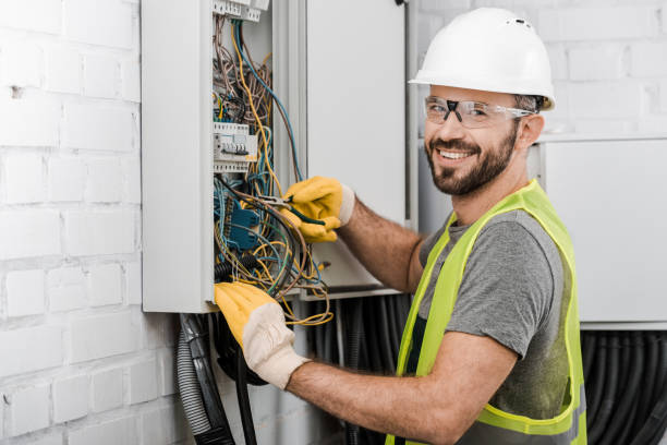 Best Local Electrician Companies  in Wildwood, MO