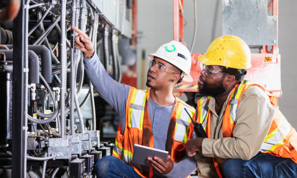 Best Best Electricians Near Me  in Wildwood, MO